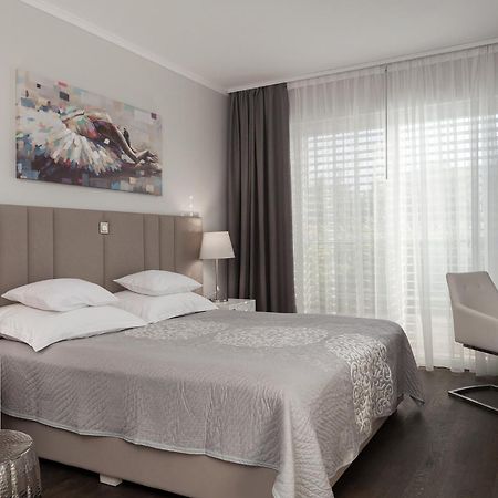 Luxury Rooms Vila Carissa Malinska Esterno foto